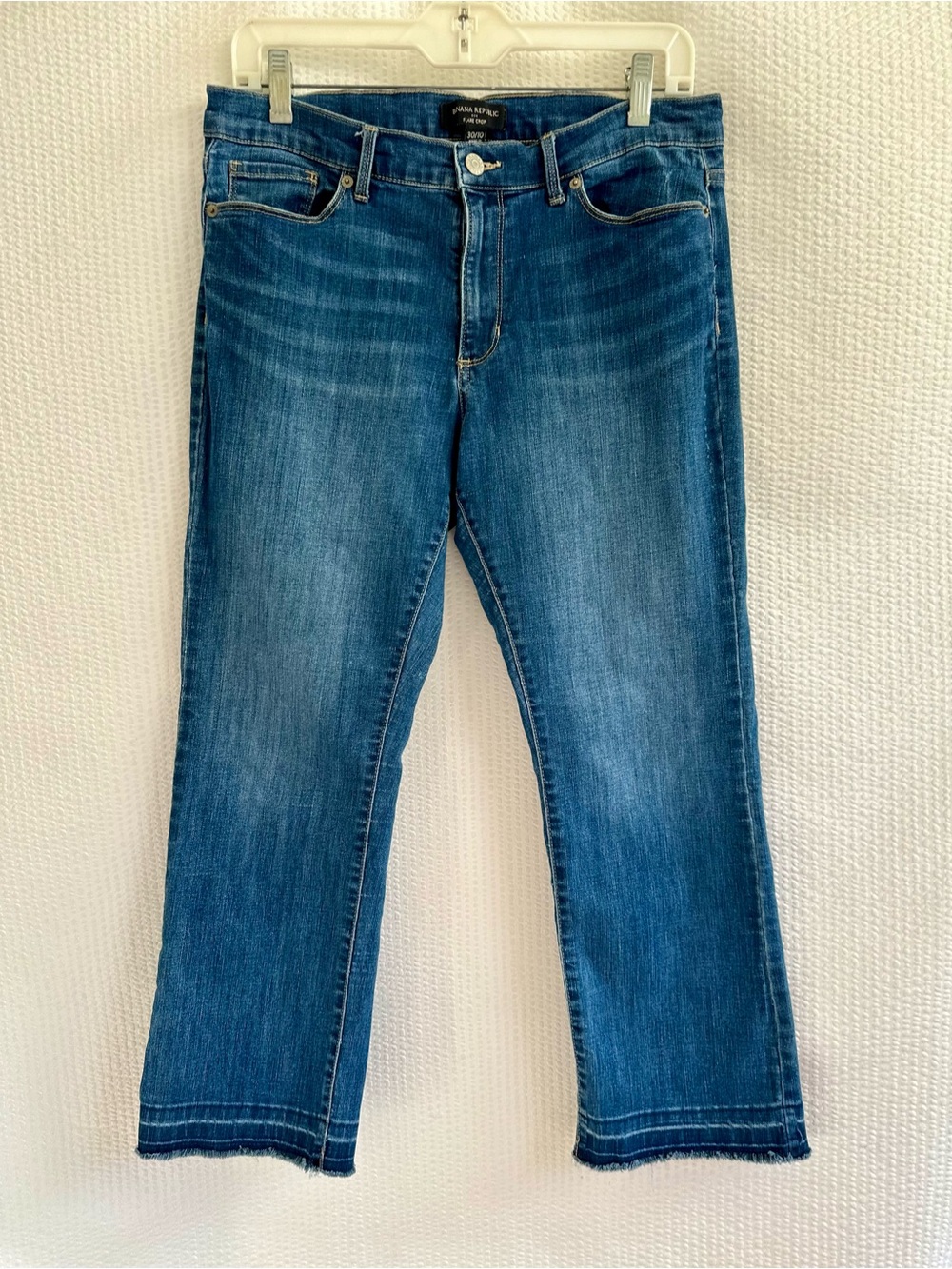 Banana Republic Flare Crop Blue Jeans Raw Hem Stretch Denim 30 10 Women’s